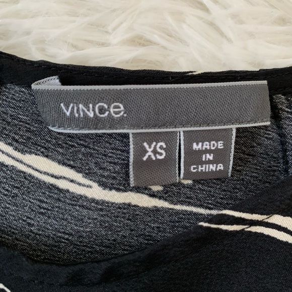 LIKE New, VINCE Black and Cream 100% Silk Shift with Pockets Dress, XS - Picture 6 of 16